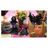 Halloween Décor, lots of fun items.