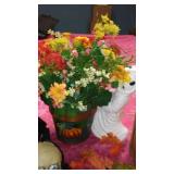 Halloween Décor, lots of fun items.