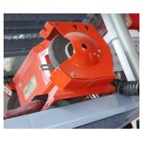 Electric Dual Grinder and Manual Grinder.
