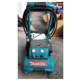 Makita Air Compressor 5 gal. 3 HP with Cart and Hose.