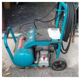 Makita Air Compressor 5 gal. 3 HP with Cart and Hose.
