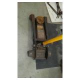 Craftsman 3 ½ Ton Hydraulic Floor Jack.