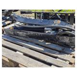 JF 3T Mini Excavator Hydraulic Thumb Clamp MZ251241101 with a length of 980mm (38.5") JF 3T Mini Excavator Hydraulic Thumb Clamp MZ251241101 with a length of 980mm (38.5")