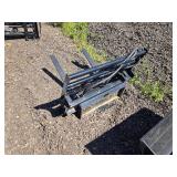 New Side Shift Fork for Mini Skid Steer Loader Model FT-CYHC - Approx. 30" forks New Side Shift Fork for Mini Skid Steer Loader Model FT-CYHC - Approx. 30" forks