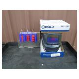 Kobalt fixed shade auto darken helmet # 3 # 10 lens. As shown. Kobalt fixed shade auto darken helmet # 3 # 10 lens. As shown.