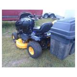 Poulan Pro 19 hp 42 Lawn tractor with bagger. Nice condition. As shown. Poulan Pro 19 hp 42 Lawn tractor with bagger. Nice condition. As shown.