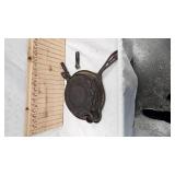 Early Cast Iron Alfred Anderson Heart Waffle Maker(One handle off but there) Early Cast Iron Alfred Anderson Heart Waffle Maker(One handle off but there)