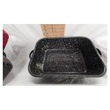 Enamel Coated Steel Roaster with Lid Enamel Coated Steel Roaster with Lid