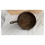 No 8 Cast Iron Pan No 8 Cast Iron Pan