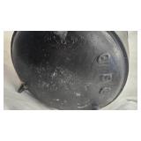 Cast Iron  Stew Pot with Handle Cast Iron  Stew Pot with Handle