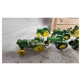 1:87 Miniature John Deere Toys along with Ertl Square Baler Miniature 1:87 Miniature John Deere Toys along with Ertl Square Baler Miniature