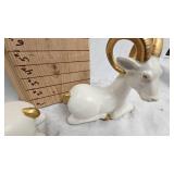 Fitz and Floyd Ivory/Gold Ram Big Horn Sheep Pair Fitz and Floyd Ivory/Gold Ram Big Horn Sheep Pair