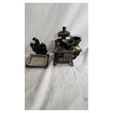 Queen Miniature Cast Iron Stove/Oven with pots Queen Miniature Cast Iron Stove/Oven with pots