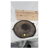 12" Round Flat Cast Iron Griddle with handle 12" Round Flat Cast Iron Griddle with handle