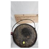 12" Round Flat Cast Iron Griddle with handle 12" Round Flat Cast Iron Griddle with handle