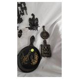 Cast Iron Wall Sconce, Eagle Iron Wall Sconce and Plaster Decor Cast Iron Wall Sconce, Eagle Iron Wall Sconce and Plaster Decor