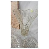 Clear Glassware and Large Vase Clear Glassware and Large Vase