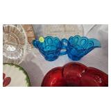 Assorted Lot of Dishes/Glassware/Plates/Trays Assorted Lot of Dishes/Glassware/Plates/Trays