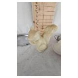 Squirrel Planter, Chicken Nesting Dish, Sugar/Creamer Squirrel Planter, Chicken Nesting Dish, Sugar/Creamer