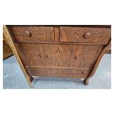 Buffet/Dresser with Mirror Buffet/Dresser with Mirror