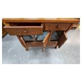 Buffet/Dresser with Mirror Buffet/Dresser with Mirror