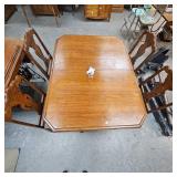 Kitchen Table  with 4 padded chairs and 12" Leaf Kitchen Table  with 4 padded chairs and 12" Leaf