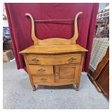 Vintage Washstand/Vanity Dresser Vintage Washstand/Vanity Dresser