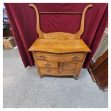 Vintage Washstand/Vanity Dresser Vintage Washstand/Vanity Dresser