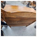 Vintage Washstand/Vanity Dresser Vintage Washstand/Vanity Dresser