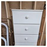 Pair of Small White Dressers(3 drawers and 4 drawers) Pair of Small White Dressers(3 drawers and 4 drawers)