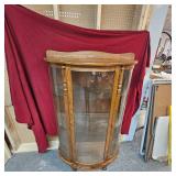 Curio Cabinet with 3 Glass Shelve, Nice Condition Curio Cabinet with 3 Glass Shelve, Nice Condition