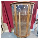 Curio Cabinet with 3 Glass Shelve, Nice Condition Curio Cabinet with 3 Glass Shelve, Nice Condition