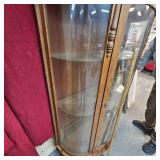 Curio Cabinet with 3 Glass Shelve, Nice Condition Curio Cabinet with 3 Glass Shelve, Nice Condition