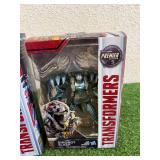Transformers Premier Edition Optimus Prime & Dinobot Slash
