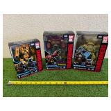 Transformers Generations Bonecrusher, Optimus Prime & Constructicon Scrapmetal