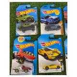 24 Hot Wheels