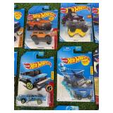 24 Hot Wheels