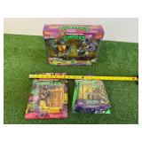 TMNT Leonardo vs Rocksteady, & Figures