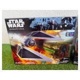 Star Wars Rogue One Tie Striker & Rebel U-Wing Fighter