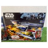 Star Wars Rogue One Tie Striker & Rebel U-Wing Fighter