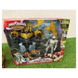 Power Rangers Dino Charge Deluxe Dino Zord Rider & Ammonite Zord with Charger