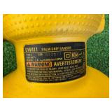 DeWalt Palm Grip Sander DW411 DeWalt Palm Grip Sander DW411