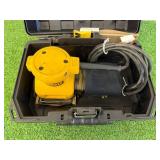 DeWalt Palm Grip Sander DW411 DeWalt Palm Grip Sander DW411