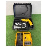 DeWalt D210083/8" VSR Drill & Bit Kit DeWalt D210083/8" VSR Drill & Bit Kit