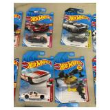 28 Hot Wheels 28 Hot Wheels