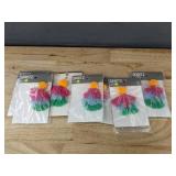 Spritz Gift Decor: Table Covers, Filler, Yarn Accents - Brand New