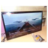 32 Inch onn  HD (720P) LED Roku Smart Television (100012589) 32 Inch onn  HD (720P) LED Roku Smart Television (100012589)