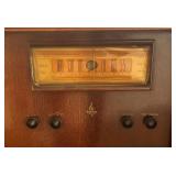 Emerson Vintage Stereo Record Player Console Model DS-372