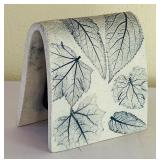 Handcrafted Ceramic Leaf Pattern Desk Clock