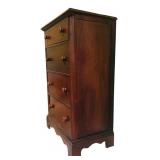 Vintage Mahogany Chest of Drawers